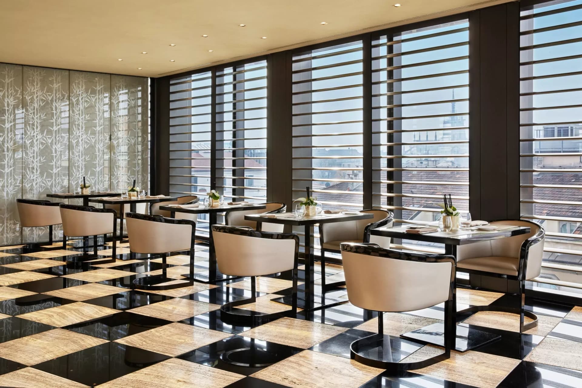 Corporate dinners and business lunches in Milan