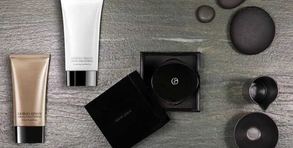 FACIAL TREATMENT